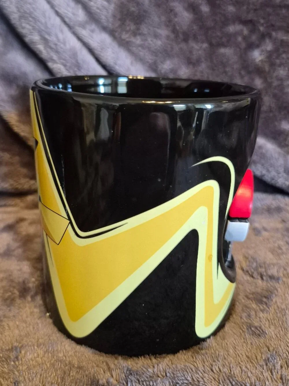 Pokémon Pikachu Spinner 16oz Coffee Mug Black SM-09-16-07292016B